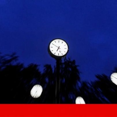 Relógios adiantam uma hora na madrugada de domingo, 29 de março