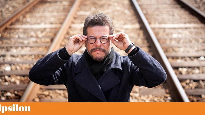 Procura Nada, editado pela Cutelo, é o livro mais recente de Eduardo Brito