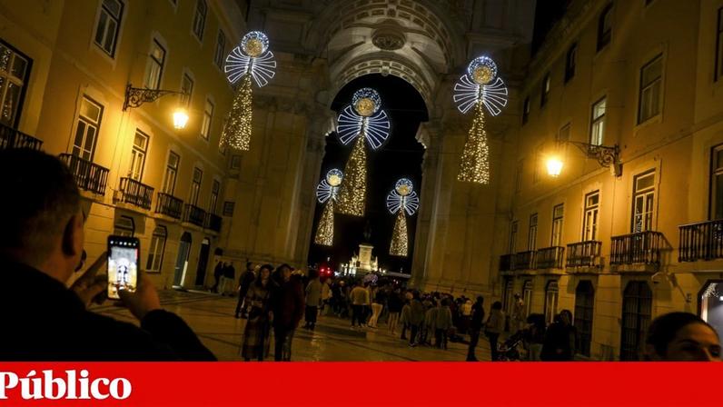Câmara de Lisboa comparticipou com 750 mil euros as iluminações de Natal do ano passado