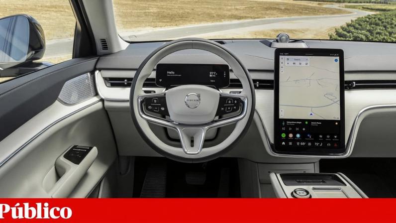 O Volvo EX90 é um dos automóveis que usa o Android Automotive. um sistema operativo que vai ganhar funcionalidades