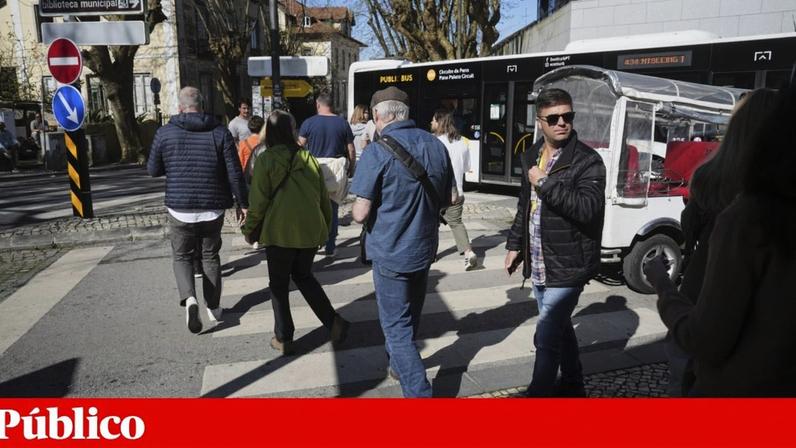 Guias turísticos dizem notar menos *tuk-tuks* em frente à estação de Sintra