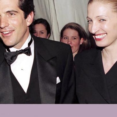 Por que o estilo de Carolyn Bessette-Kennedy fascina tanto