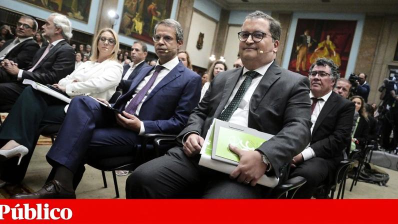 Criação de empregos mantém economia a gerar excedentes do Estado