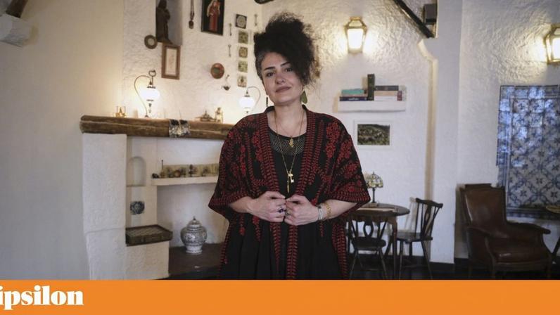Dima Akram, directora criativa da Casa Palestina, vive há três anos e meio em Portugal