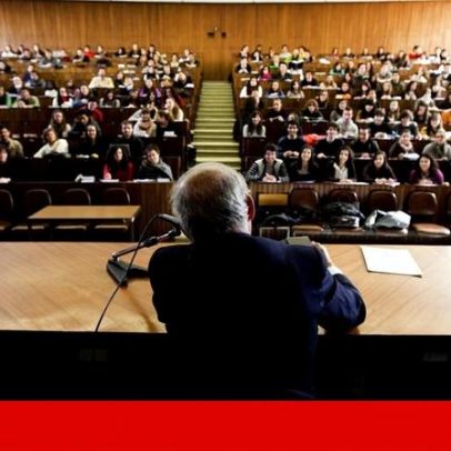 Estudantes criticam imposição de níveis mínimos para acesso ao ensino superior