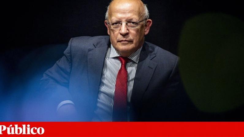 “Temos que retirar todas as consequências se se confirmar esta rendição da AD ao Chega”, avisa Santos Silva