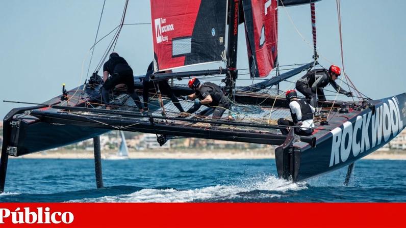 Os catamarãs de alta performance com hidrofoils são capazes de superar 100km/h