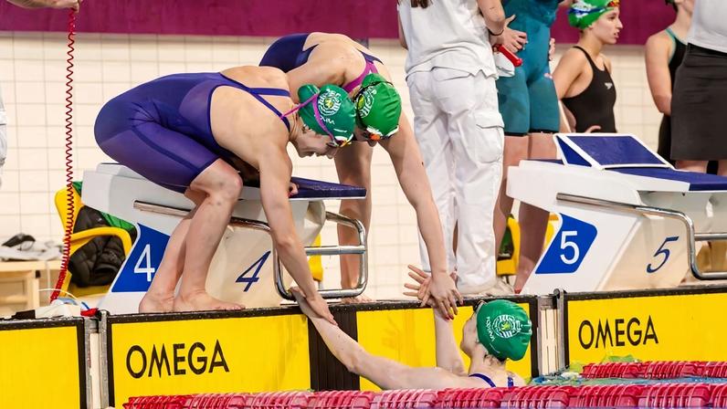 Estafeta feminina do Sporting fixou o recorde nacional dos 4x100m livres