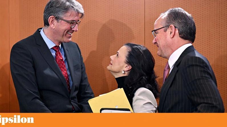 O ministro da Cultura alemão Wolfram Weimer fotografado em Berlim na quarta-feira passada