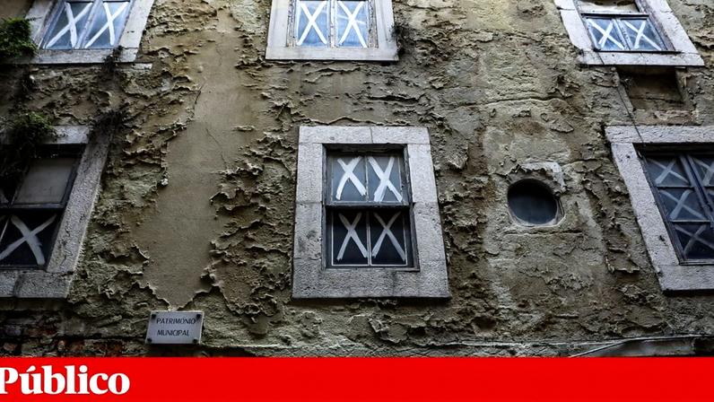 Estão no local mais de 30 operacionais