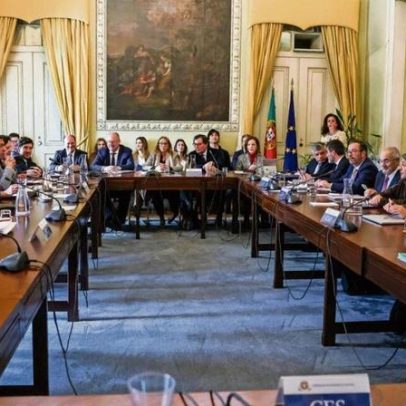 Patrões dão duas semanas para encerrar reforma laboral