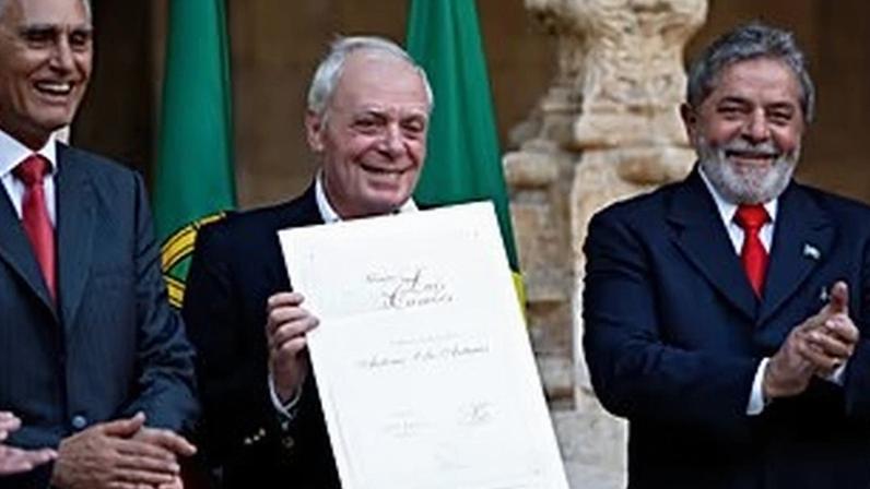 Lobo Antunes com Cavaco Silva e Lula da Silva ao receber o Prémio Camões em 2008