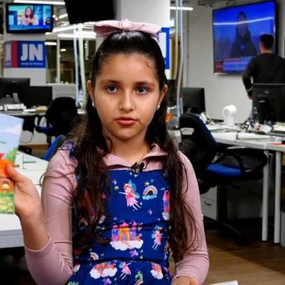 Laura, menina de oito anos, já escreve histórias encantadoras