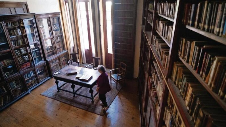 Clube assinala Dia da Mulher com debates sobre igualdade e memória feminista