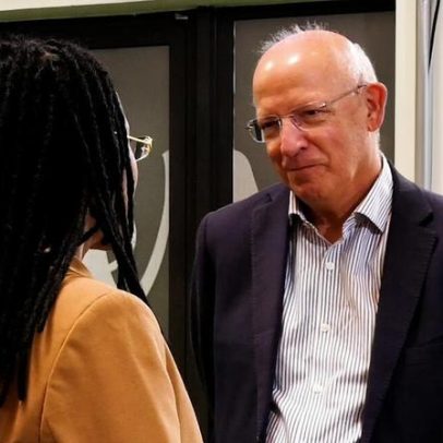 Santos Silva afirma que acordo entre PSD e Chega traí o campo democrático