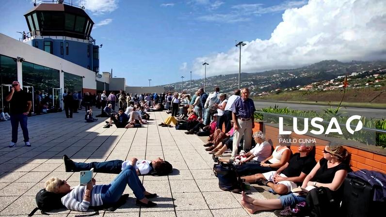 Movimento no Aeroporto da Madeira condicionado, dezenas de voos cancelados devido ao mau tempo