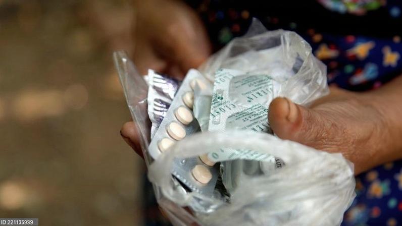 Autoridades moçambicanas detêm seis funcionários por desvio de medicamentos