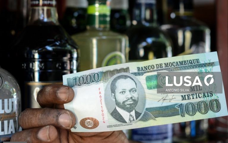 Poupanças dos moçambicanos crescem 9,2% num ano e fecham 2025 em 3.955 ME