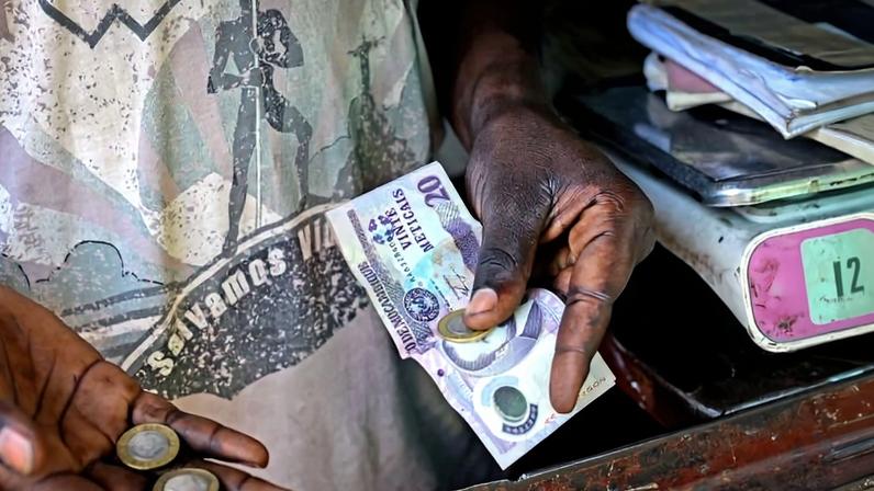 Reservas obrigatórias da banca comercial moçambicana recuam 13% em janeiro