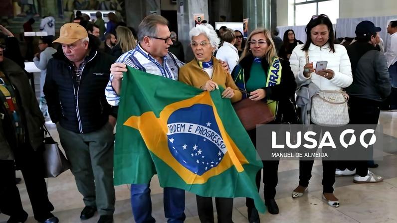 Aumento da comunidade brasileira em Portugal pressiona serviços consulares - Cônsul-geral