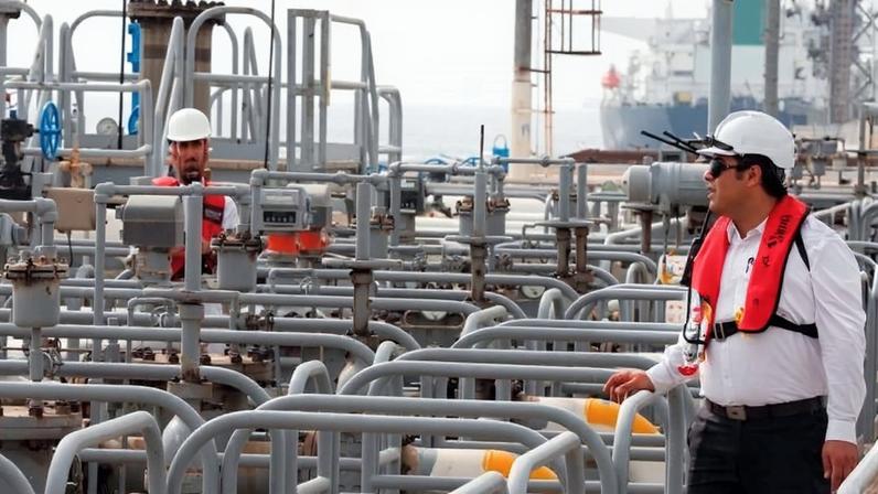 Infraestrutura petrolífera de Kharg intacta após ataque dos EUA, afirma Irão