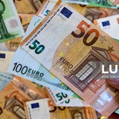 Confiança dos consumidores cai em março para mínimos de 2023, diz INE