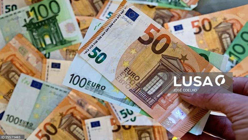 Confiança dos consumidores cai em março para mínimos de 2023 - INE