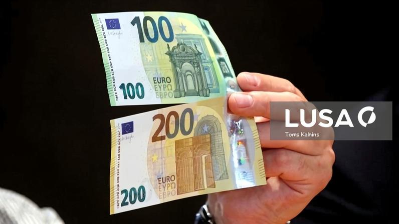 Euro cai pela terceira sessão e fica abaixo de 1,15 dólares