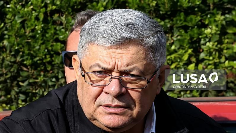 Treze anos de prisão para líderes de antigo partido neonazi grego Aurora Dourada