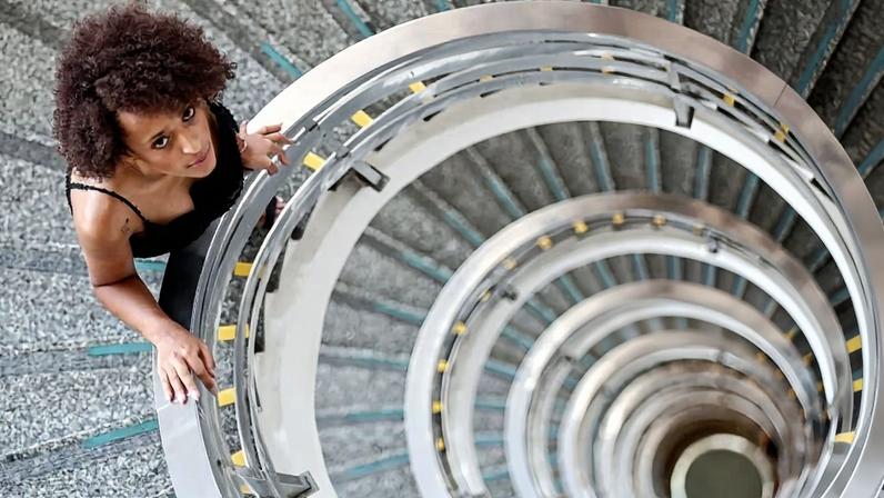 MP pede condenação de apresentador por declarações transfóbicas contra deputada