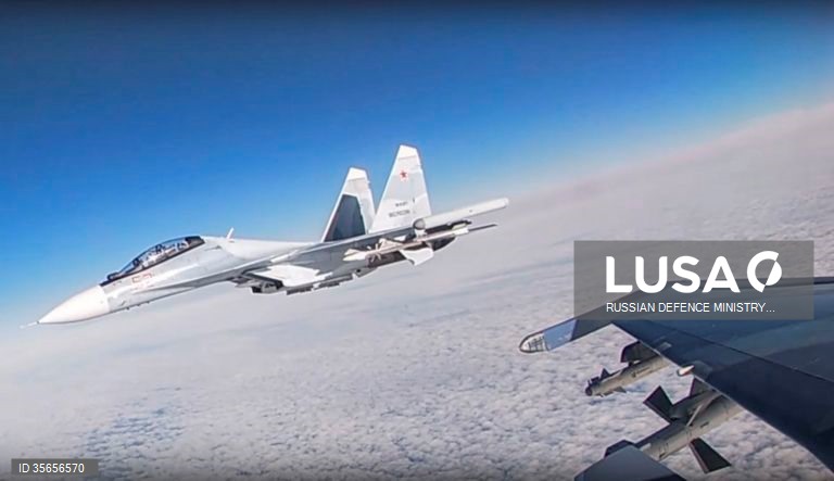 Estónia protesta contra violação de espaço aéreo por caça russo