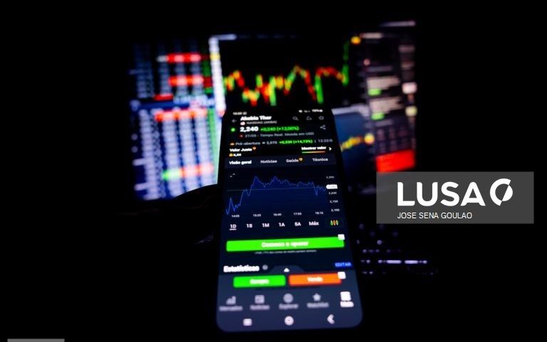 Bolsa de Lisboa encerra em baixa de 2,1% e só Jerónimo Martins fica no ‘verde’