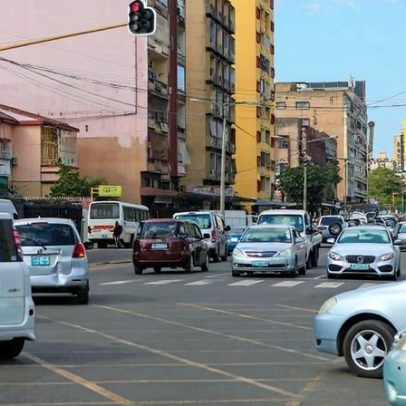 Moçambique importou cerca de 1 milhão de dólares em viaturas por dia em 2025