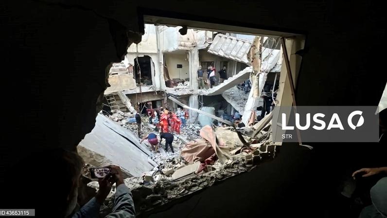 Ataques israelitas atingem campo palestiniano no sul do Líbano