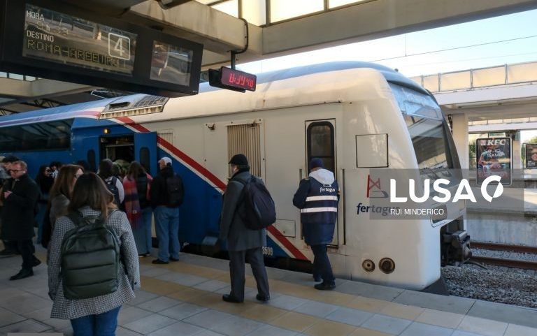 Utentes da Fertagus apresentam queixa ao Estado na Comissão Europeia