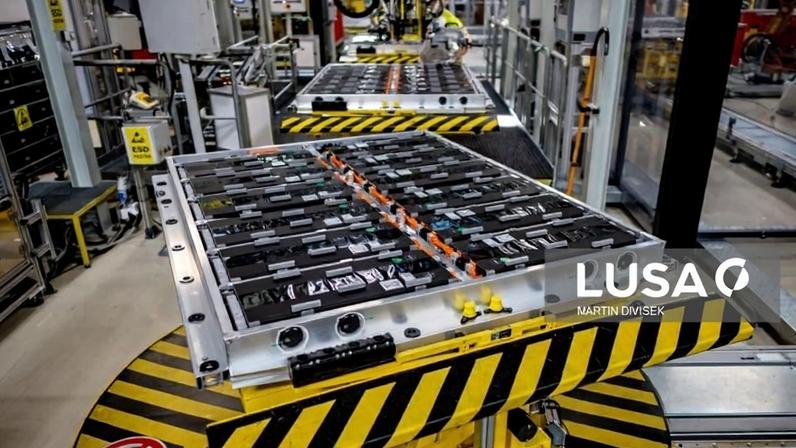 Moçambique duplica produção de grafite para baterias de VE em 2025