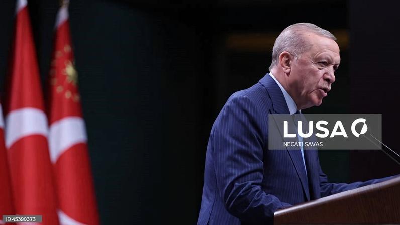 Erdogan afirma que prioridade é manter a Turquia fora da guerra