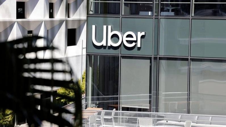 Uber firma parceria com Nissan e Wayve para operar robotáxis no Japão