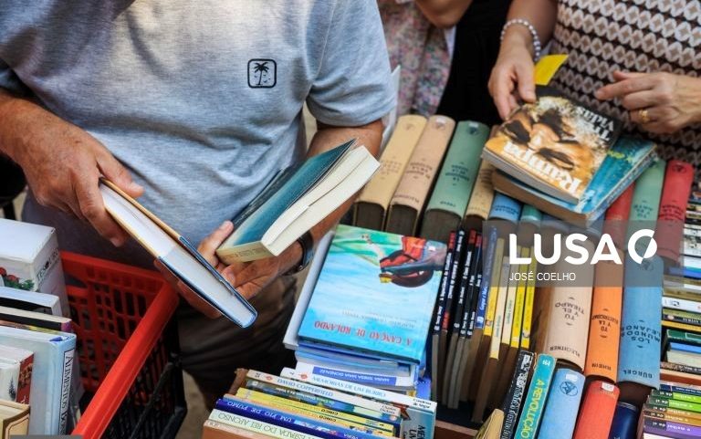 E-fatura permitirá validar faturas de livros e espetáculos culturais a partir de abril