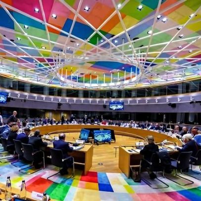 Irão: Eurogrupo debate hoje medidas de alívio com alertas sobre apoios limitados