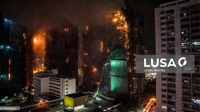 Empreiteiros de Hong Kong prometem proibição de fumar em estaleiros após incêndio mortal