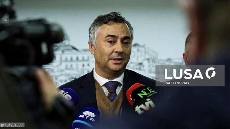 Ministro garante pagamento “em breve” de reforço de 10% para os colégios de ensino especial