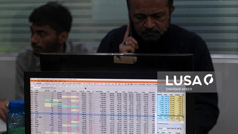 Taxa de inflação anual fixa-se em 1,9% na zona euro e 2,1% na UE em fevereiro