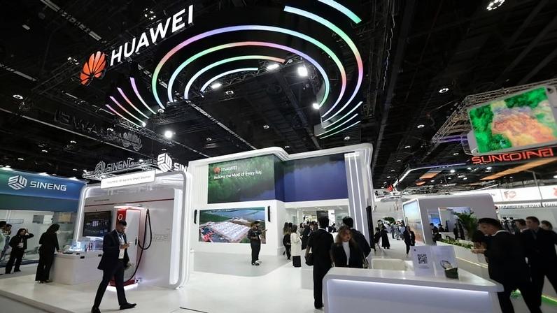 Lucro da chinesa Huawei sobe 8,73% em 2025 para 8,450 milhões de euros