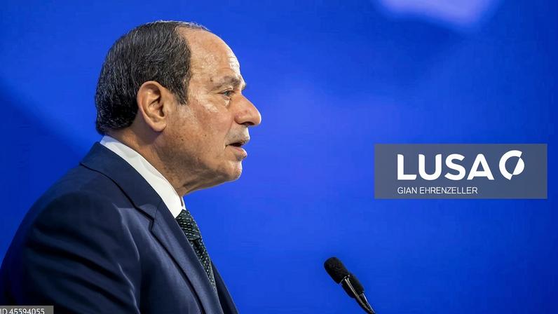 PR egípcio admite que barril de petróleo poderá atingir os 200 dólares