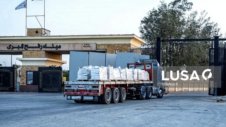 Israel anuncia reabertura parcial da passagem de Rafah a partir de quarta-feira