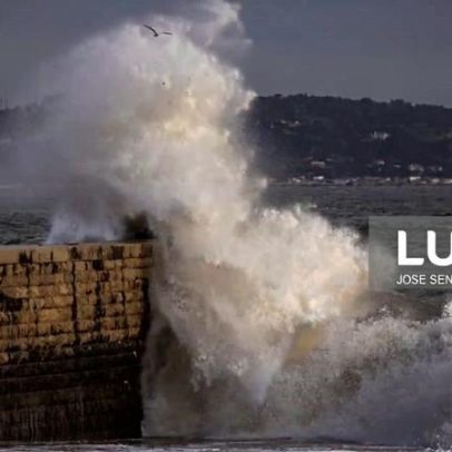 Quinze distritos sob aviso por neve, vento e agitação marítima
