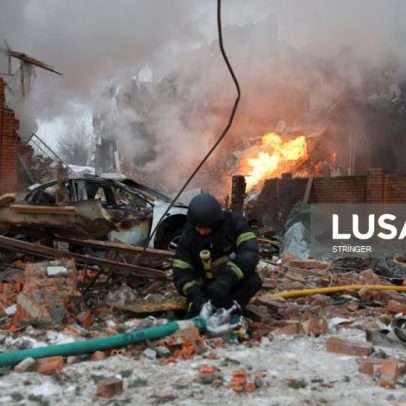 Série de explosões no centro de Kiev