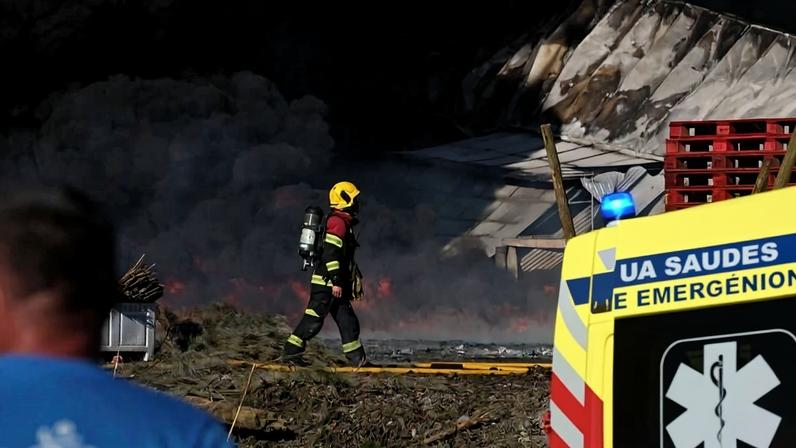 Fogo no Parque Nacional da Peneda-Gerês ainda ativo mas sem habitações em risco