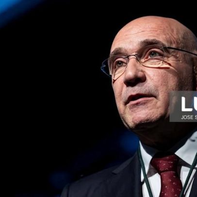 Passos Coelho aconselha Montenegro a concentrar-se na sua missão